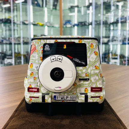 MotorHelix Mercedes-Benz AMG G-63 2019 1/18 Resin Model Car Family Guy Edition - premium collector scale model