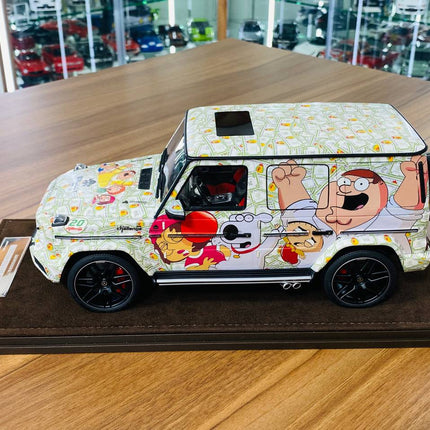 MotorHelix Mercedes-Benz AMG G-63 2019 1/18 Resin Model Car Family Guy Edition - detailed die-cast style model