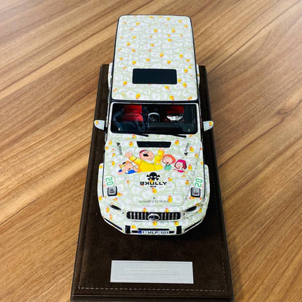 MotorHelix Mercedes-Benz AMG G-63 2019 1/18 Resin Model Car Family Guy Edition - showroom-quality model replica