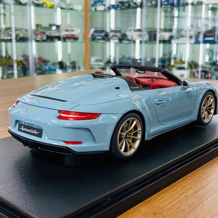 GT Spirit 1/18 Porsche 911 Speedster 2019 Meissen Blue Resin Model - studio product photo of the scale model