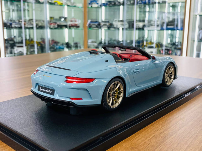 GT Spirit 1/18 Porsche 911 Speedster 2019 Meissen Blue Resin Model - studio product photo of the scale model