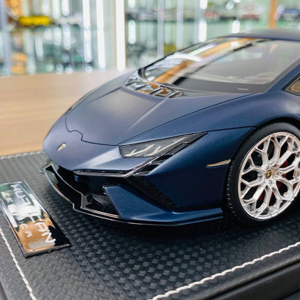 MR Collection Lamborghini Huracan TECNICA 1/18 Blue Resin Limited Edition 1 of 1 - collector edition scale model