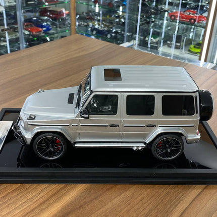 Motor Helix Mercedes-Benz AMG G63 2019 1:18 Resin Model Matt Silver - scale model for display