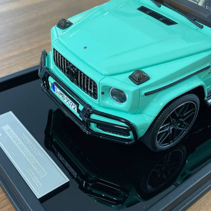 Motor Helix 1/18 Mercedes Benz AMG G63 2019 Tiffany Blue Resin Model - detailed die-cast style model