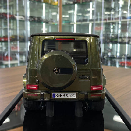 Motor Helix Mercedes-AMG G63 2019 1/18 Olive Green Resin Limited 66 Pcs - premium collector scale model