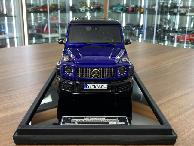 Motor Helix 1/18 Mercedes-Benz AMG G63 2019 Metallic Blue Diecast Car - studio product photo of the scale model