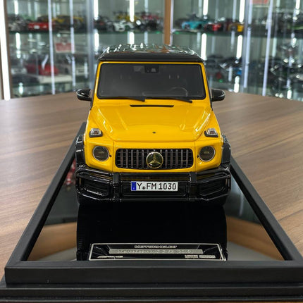 Motor Helix Mercedes Benz AMG G63 2019 1/18 Yellow Resin Model - studio product photo of the scale model