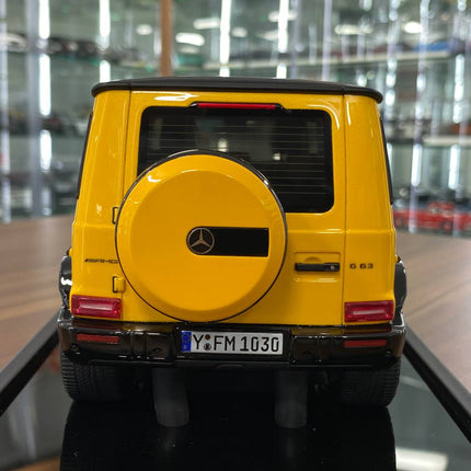 Motor Helix Mercedes Benz AMG G63 2019 1/18 Yellow Resin Model - premium collector scale model