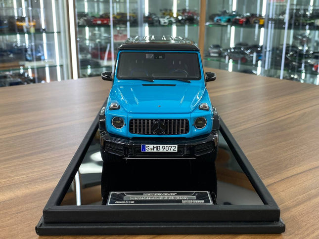 Motor Helix Mercedes-Benz AMG G63 2019 1/18 Resin Model Baby Blue - studio product photo of the scale model