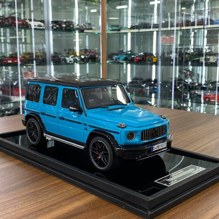 Motor Helix Mercedes-Benz AMG G63 2019 1/18 Resin Model Baby Blue - detailed collector display model