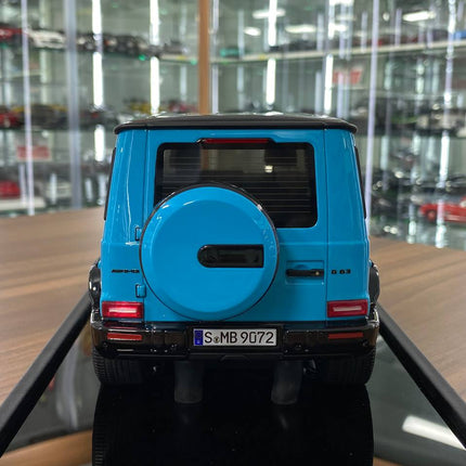 Motor Helix Mercedes-Benz AMG G63 2019 1/18 Resin Model Baby Blue - premium collector scale model