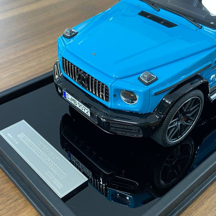Motor Helix Mercedes-Benz AMG G63 2019 1/18 Resin Model Baby Blue - showroom-quality model replica