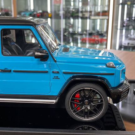 Motor Helix Mercedes-Benz AMG G63 2019 1/18 Resin Model Baby Blue - detailed die-cast style model