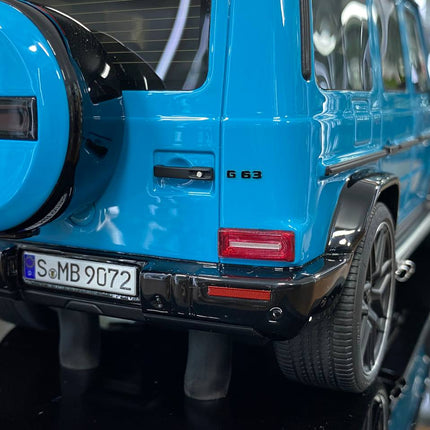 Motor Helix Mercedes-Benz AMG G63 2019 1/18 Resin Model Baby Blue - collector edition scale model