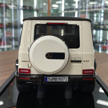Motor Helix Mercedes Benz AMG G63 2019 1:18 White/Black Roof Resin Diecast Model Car Limited 99pcs - premium collector scale 