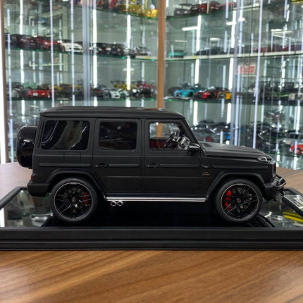 Motor Helix 1:18 Mercedes-AMG G63 2019 Matt Black Resin Model (199pcs) - collectible scale model car