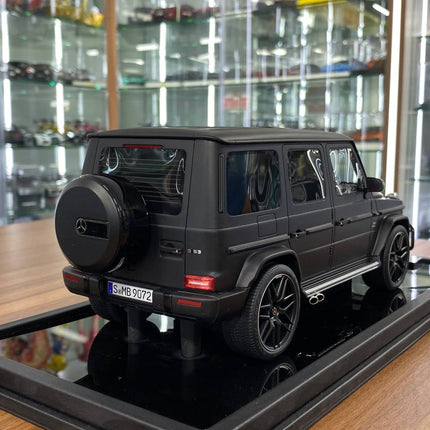 Motor Helix 1:18 Mercedes-AMG G63 2019 Matt Black Resin Model (199pcs) - fine detailed model replica