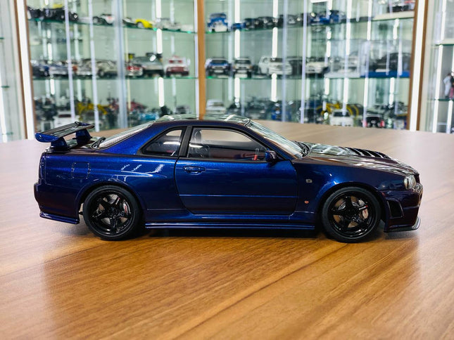 AutoArt Nissan GT-R R34 Z-Tune Midnight Purple 1:18 Diecast Model Car - studio product photo of the scale model
