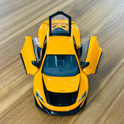 AutoArt McLaren 675LT Orange 1:18 Diecast Model Car - scale model collectible piece