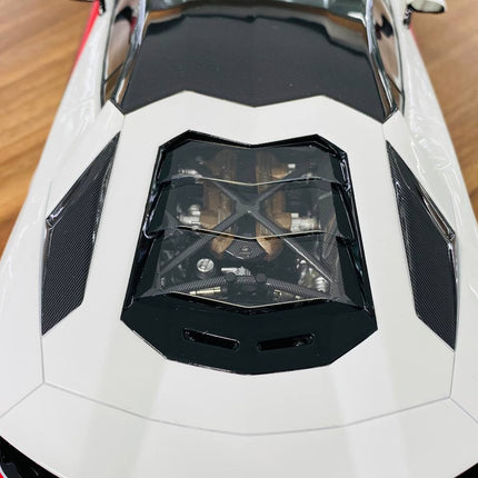 MR Collection 1/18 Lamborghini Aventador Ultimate Resin Model White Limited Edition - collector edition scale model