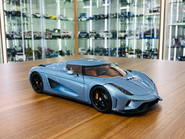 AutoArt Koenigsegg Regera Blue 1:18 Diecast Model Car - detailed collector display model