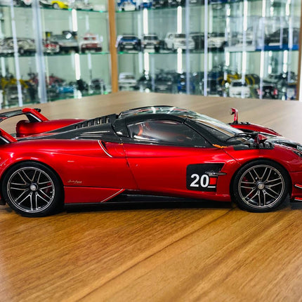 LCD Model Pagani Huayra BC Roadster Red/Black 1:18 Diecast Model Car - collectible scale model car