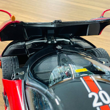 LCD Model Pagani Huayra BC Roadster Red/Black 1:18 Diecast Model Car - collector edition scale model