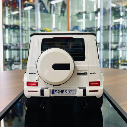 MotorHelix 1/18 Mercedes-Benz AMG G-63 2019 White Resin Model - fine detailed model replica