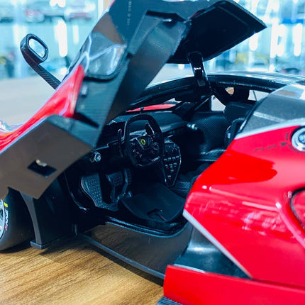 Bburago 1/18 Ferrari FXX-K Red #88 Signature Series Diecast Model Car - detailed die-cast style model