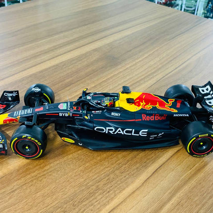 Bburago Oracle Red Bull Racing RB 19 1:18 Diecast Model Car Matt Red - premium collector scale model