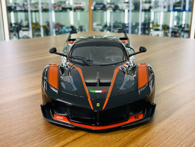 Bburago 1/18 Ferrari FXX K EVO #5 Black Diecast Model Car - studio product photo of the scale model