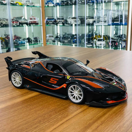 Bburago 1/18 Ferrari FXX K EVO #5 Black Diecast Model Car - detailed collector display model
