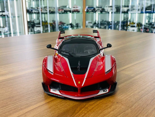 Bburago 1/18 Ferrari FXX K #10 Diecast Model Car Red Silver - studio product photo of the scale model