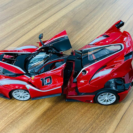 Bburago 1/18 Ferrari FXX K #10 Diecast Model Car Red Silver - collector edition scale model