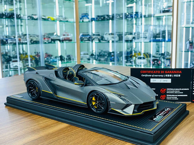 MR Collection Lamborghini AUTENTICA 1/18 Resin Model Grigio Titans - detailed collector display model
