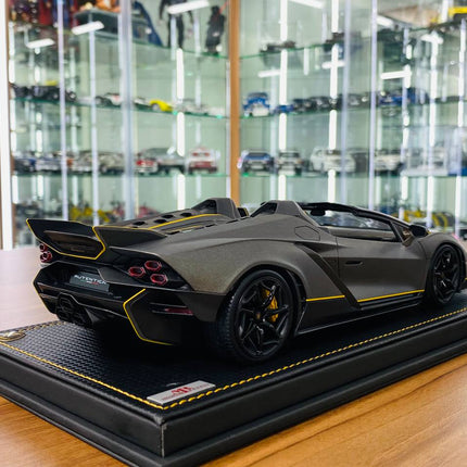 MR Collection Lamborghini AUTENTICA 1/18 Resin Model Grigio Titans - scale model for display