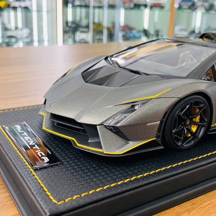 MR Collection Lamborghini AUTENTICA 1/18 Resin Model Grigio Titans - scale model collectible piece