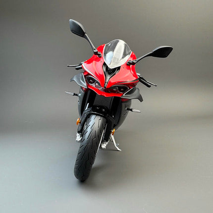 Qianjiang SRK 921RR Red Motorcycle 1:9 Diecast Model Motorcycle - collectible scale model car