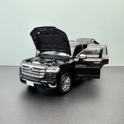 LCD Model Toyota Land Cruiser LC300 ZX Collection 1:18 Diecast Model Car - fine detailed model replica