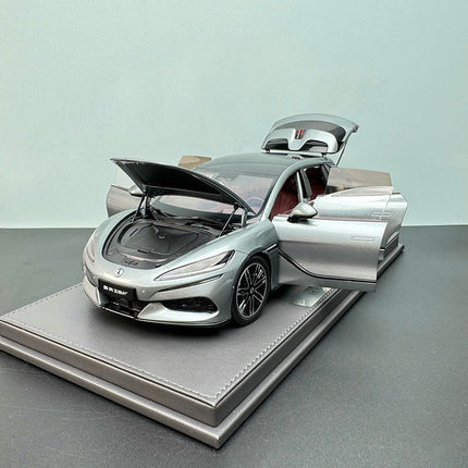 YX Car Model BYD Denza Z9 GT 1:18 Diecast Model Car - premium collector scale model