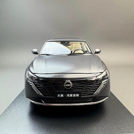 YX Car Model Nissan Altima 2026 Matte Black 1:18 Diecast Model Car - fine detailed model replica