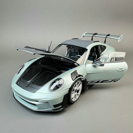 Minichamps Porsche 911 GT3 RS 1:18 Diecast Model Car - premium collector scale model
