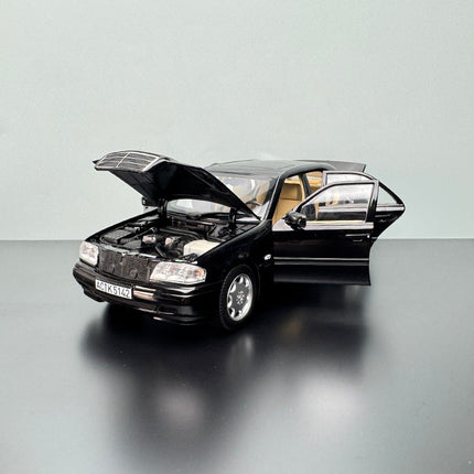 Norev Mercedes-Benz C-Class W205 Black 1:18 Diecast Model Car - scale model for display