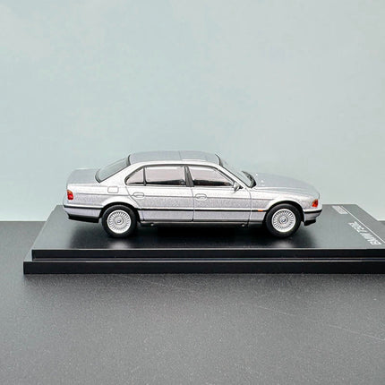 AR Box Realistic AR Box BMW E38 750iL White 1:64 Diecast Model Car - premium collector scale model