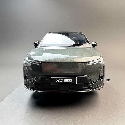 YX Car Model Volvo XC70 Opening Green 1:18 Diecast Model Car - scale model for display