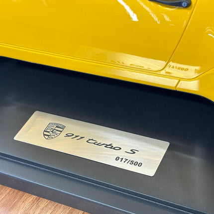 GT Spirit Porsche 911 (964) Turbo S 1994 1:8 Resin Model Yellow - collector edition scale model