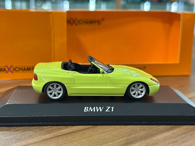 Maxichamps BMW Z1 (E30) 1991 1:43 Yellow Diecast Model Car - studio product photo of the scale model