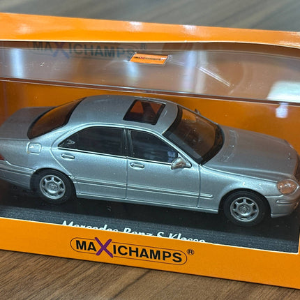 Maxichamps Mercedes-Benz S-Class W220 1998 1:43 Silver Metallic Diecast Model - collectible scale model car
