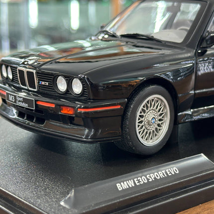 Solido BMW M3 E30 Sport EVO 1990 1:18 Diecast Model Car Black - scale model for display