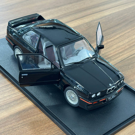 Solido BMW M3 E30 Sport EVO 1990 1:18 Diecast Model Car Black - collector edition scale model